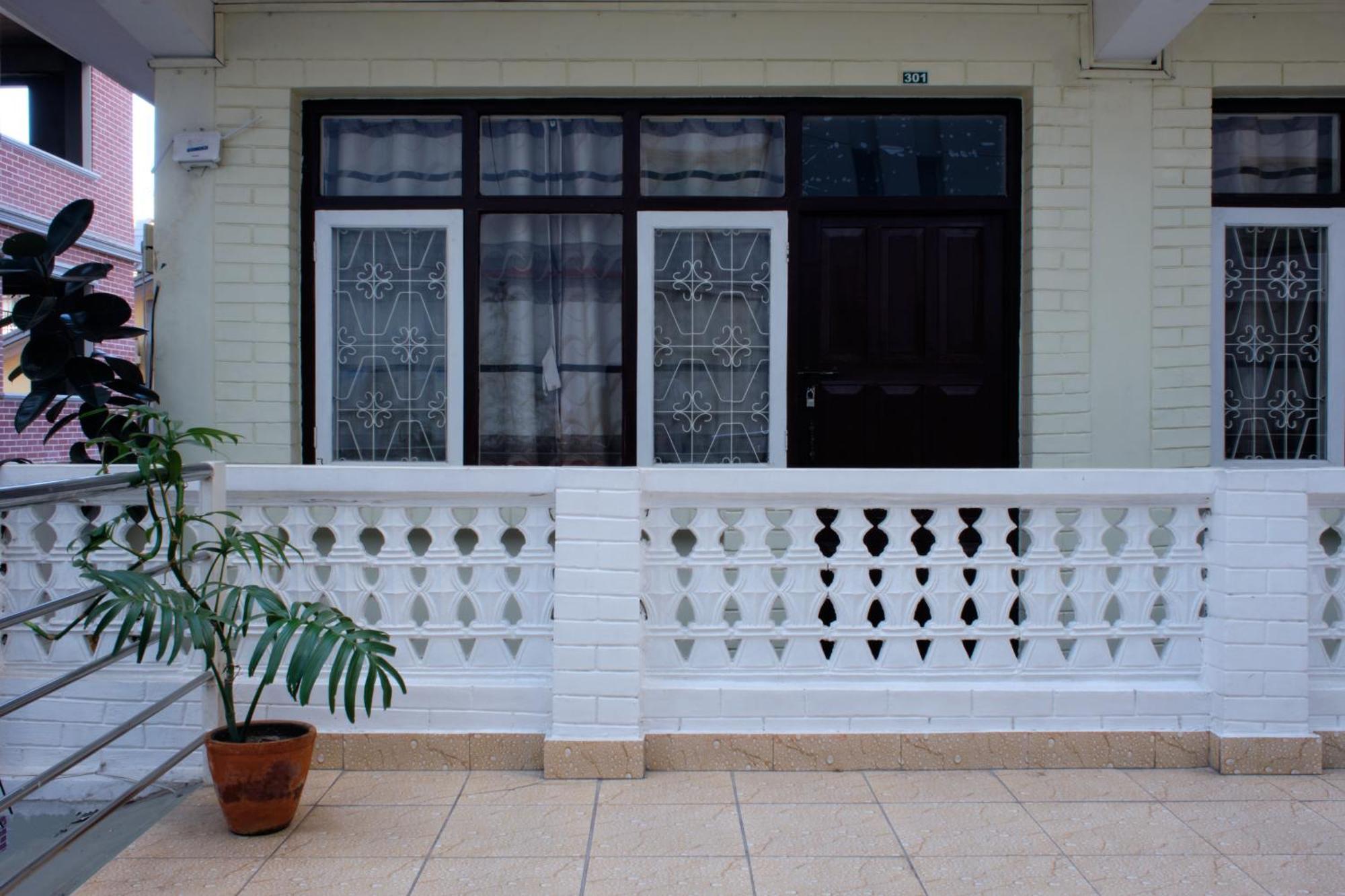 Hotel Shree Tara Катманду Экстерьер фото