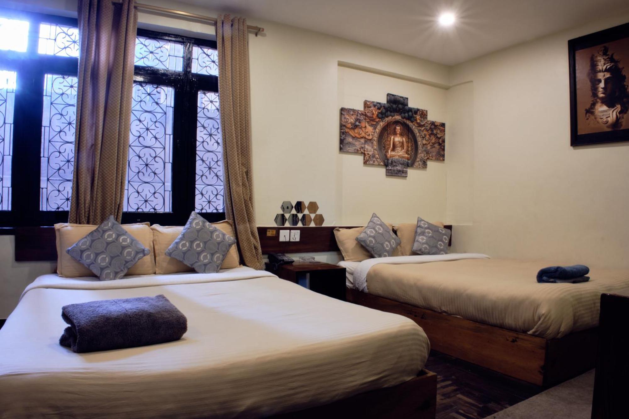 Hotel Shree Tara Катманду Экстерьер фото